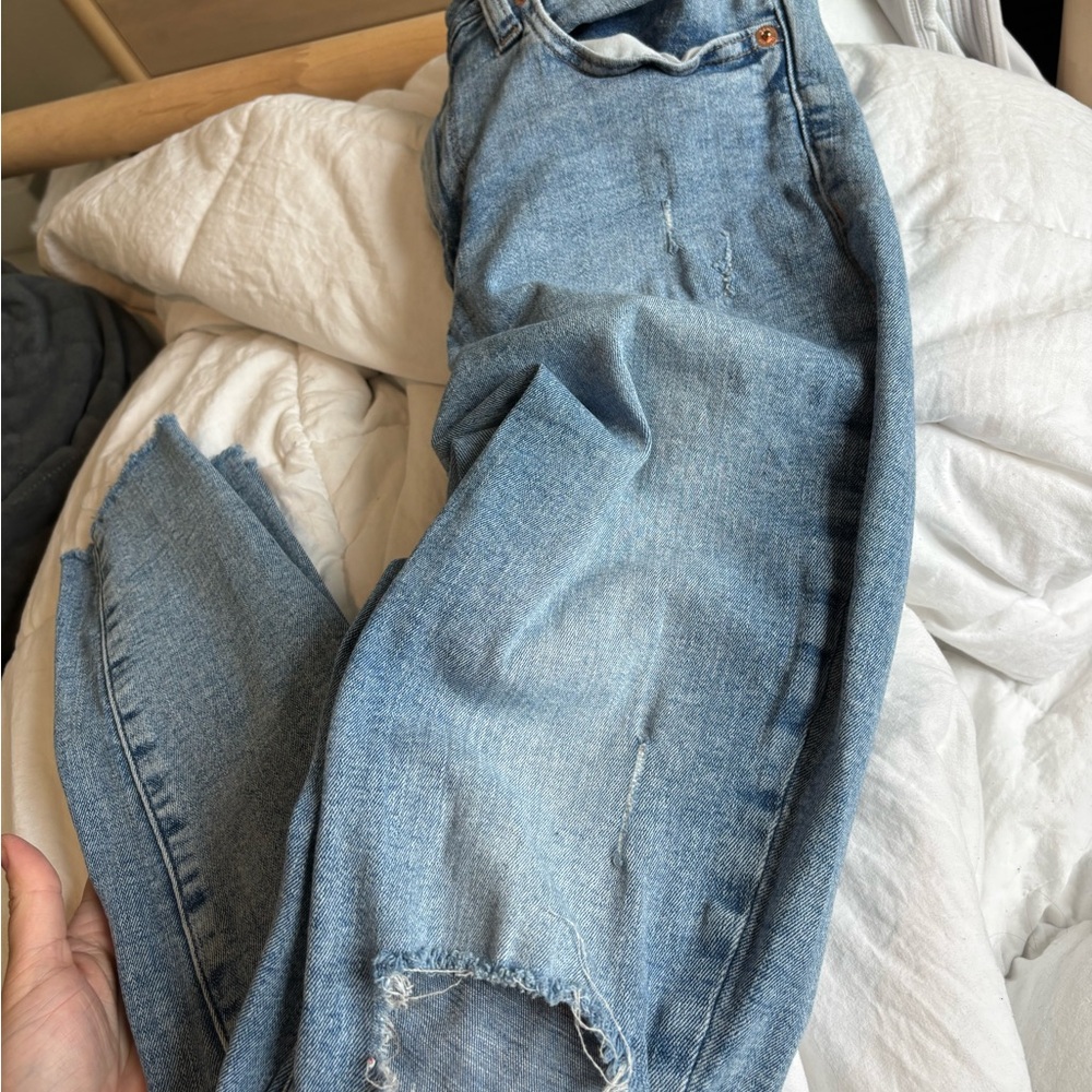 GAP Blue Jeggings with Distressed Hem